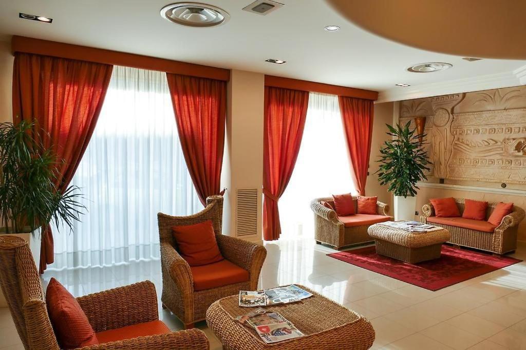 Stella Charming & Luxury Rooms Конверсано Екстер'єр фото